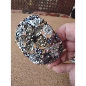 Costume jewelry cuff bronze filagree rhinestone floral bracelet